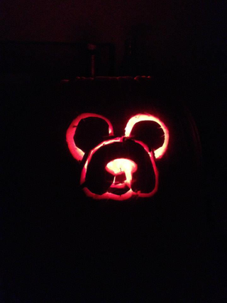 Illustration for article titled Jack-o-lanterns of Halloween Past (Post Yours!)